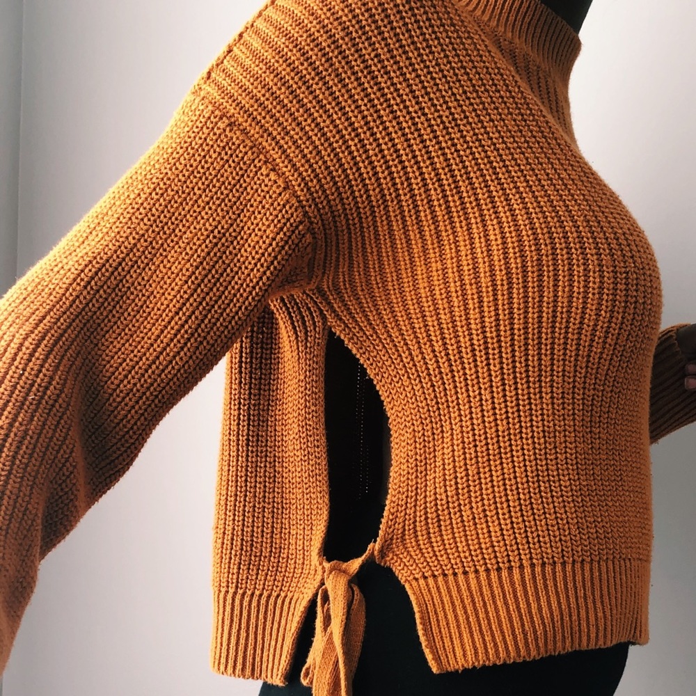 Forever 21 low turtle neck sweater